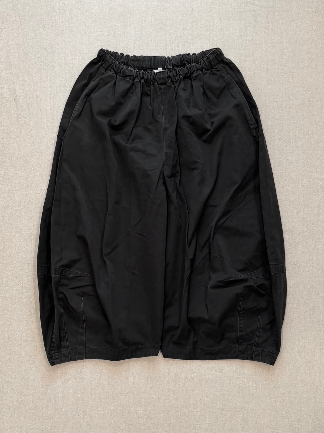 꼼데가르송 꼼꼼 14ss 입체 벌룬 팬츠 상품이미지2