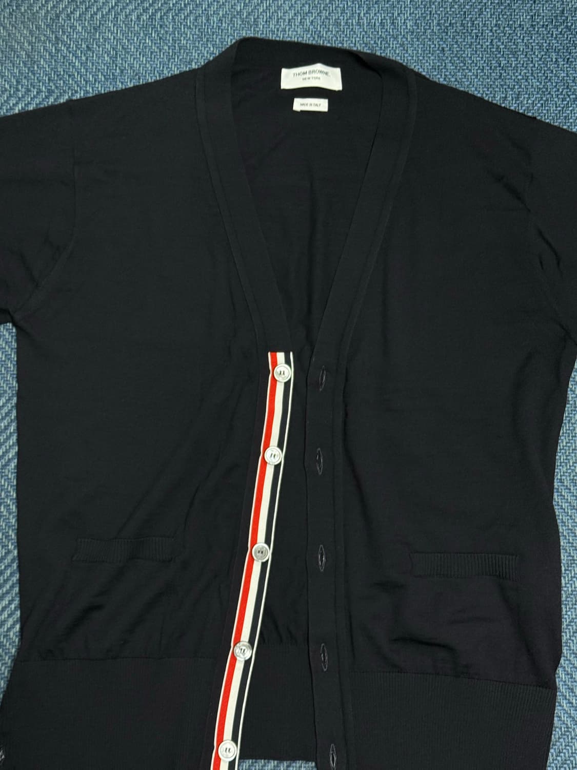 톰브라운 서스테이너블 메리노 울 가디건 네이비 4사이즈 판매 상품이미지4