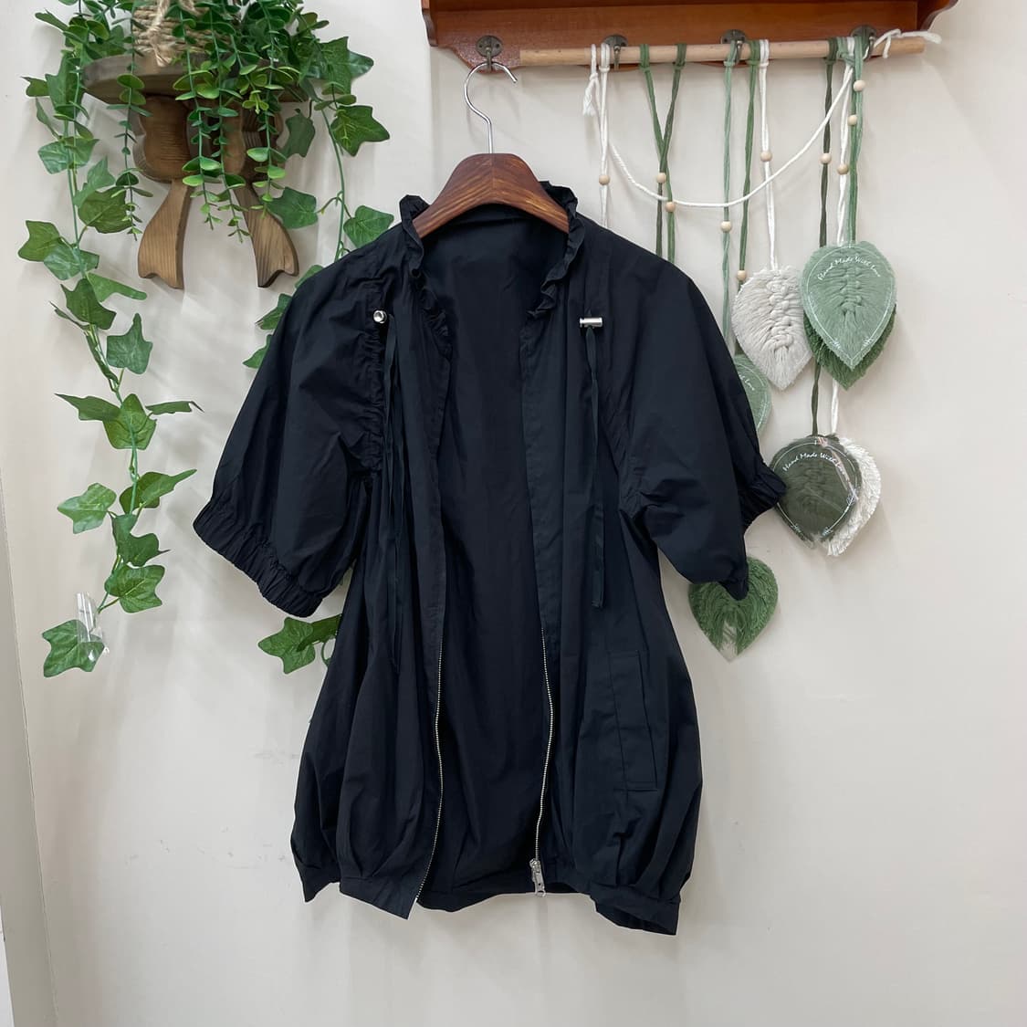 블랙 2way 지퍼 셔링 디테일 롱 반팔 자켓 상품이미지2