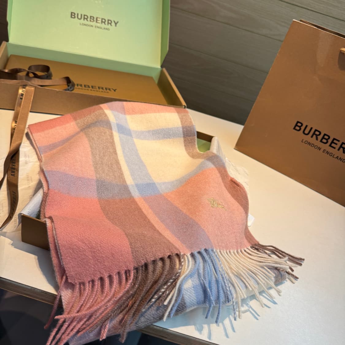 버버리숙녀 리버서블 스카프100% 램스울 상품이미지2