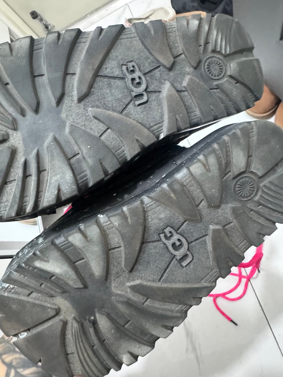 어그 패딩슬리퍼 스페이스슬라이더 테크 슬라이드 플랫폼 상품이미지2