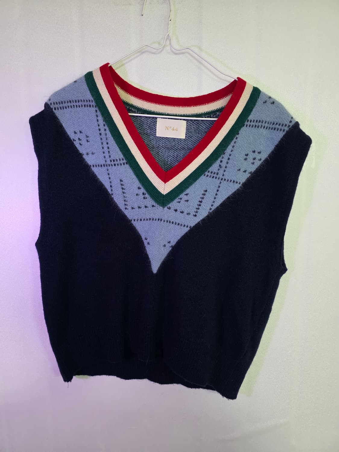 N°44 브이넥 니트 조끼 상품이미지1