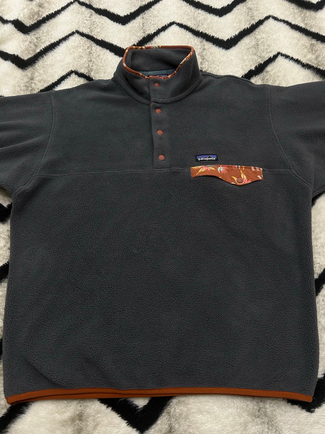 [M]파타고니아 신칠라 풀오버 플리스 플라워 포켓 상품이미지3