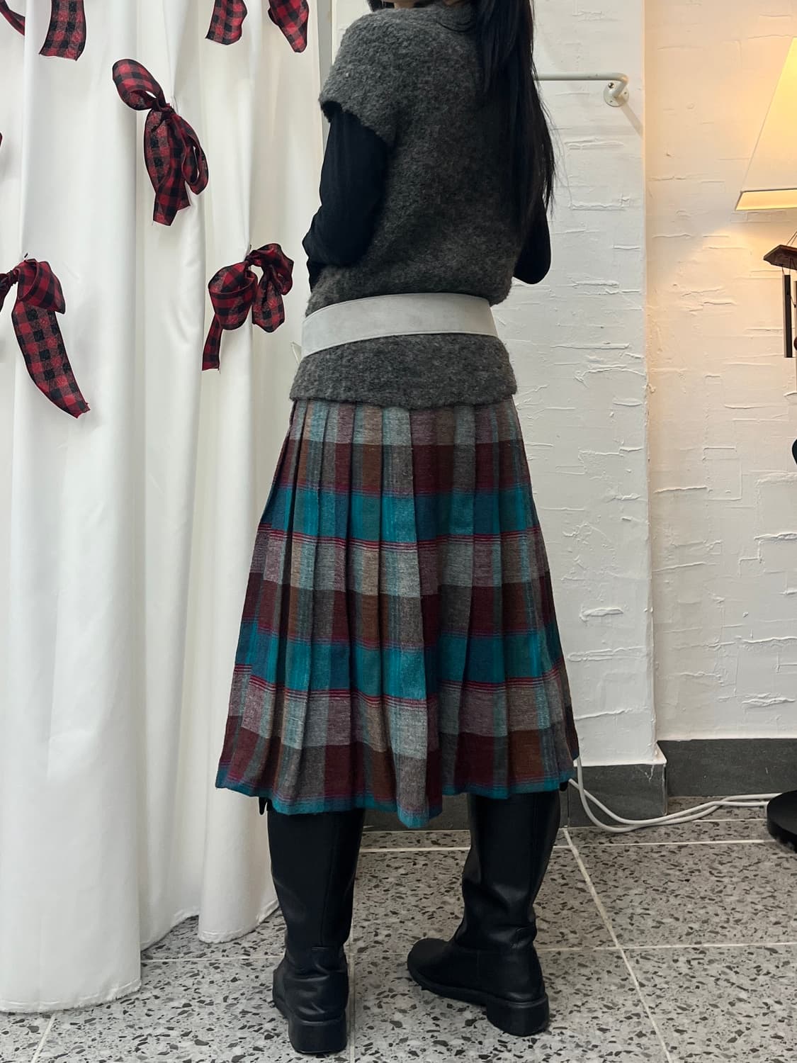 charcoal boucle knit top 상품이미지4