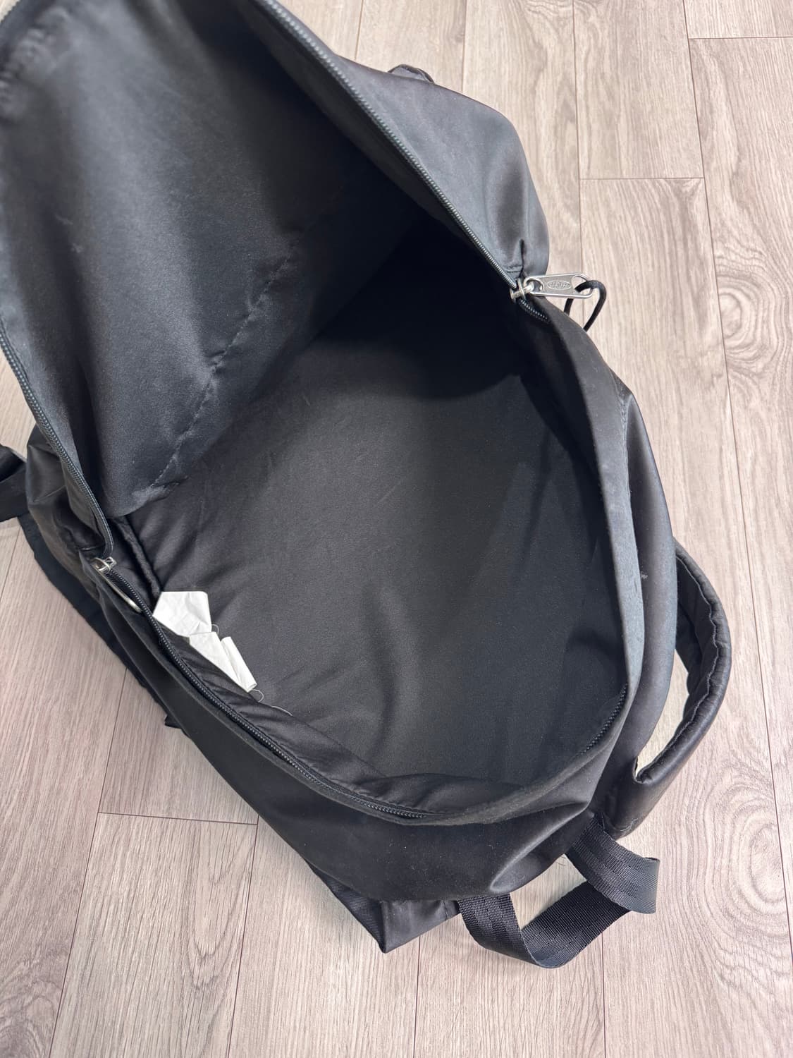 이스트팩 패디드파커 백팩 블랙 상품이미지5