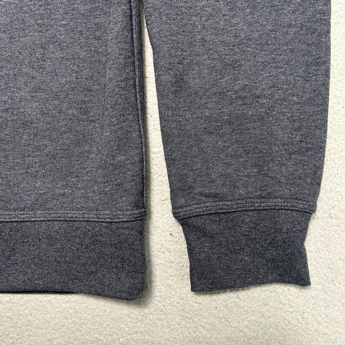 나이키 스우시 맨투맨 차콜 S 상품이미지3