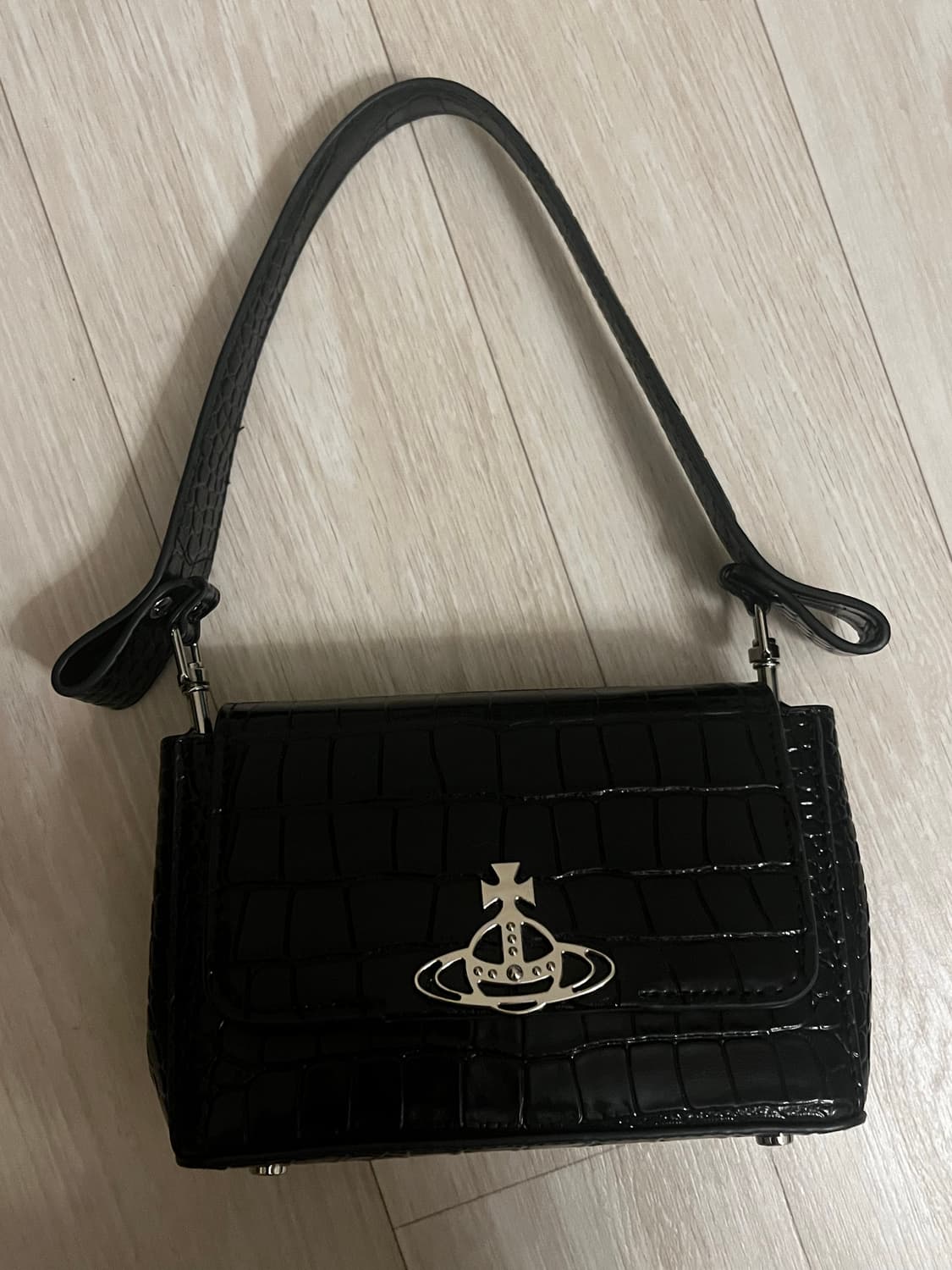 비비안 웨스트우드 빈티지 백 상품이미지1