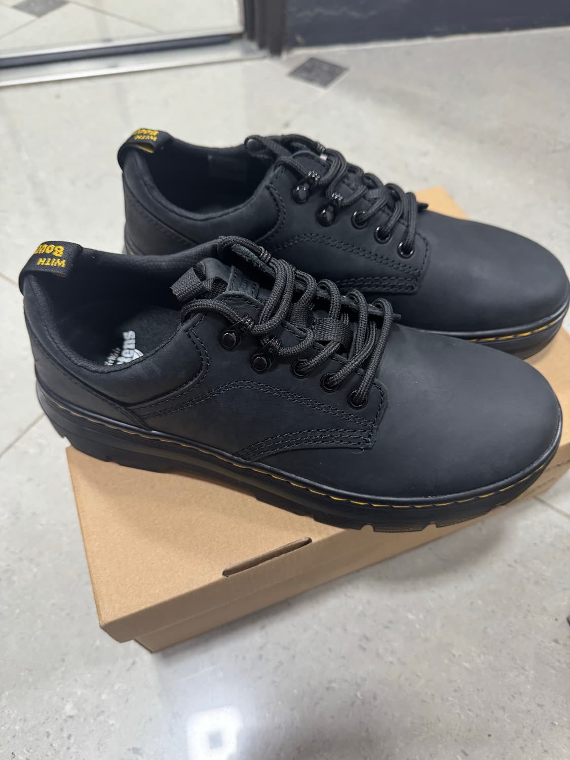 (270) 닥터마틴 리더 와이오밍 레더 유틸리티 슈즈 블랙 상품이미지2