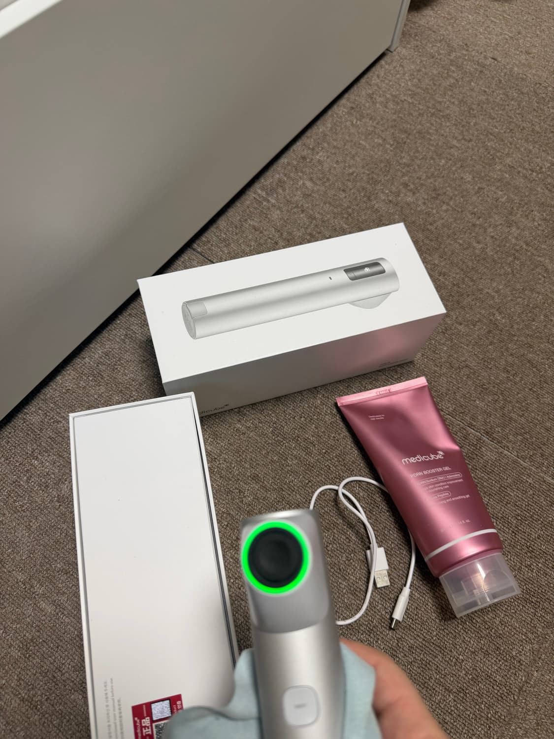 메디큐브 에이지알 하이포커스샷+PDRN 부스터젤 상품이미지6