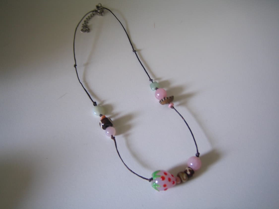 핑크 딸기덩굴 목걸이 pink strawberry necklace 상품이미지5