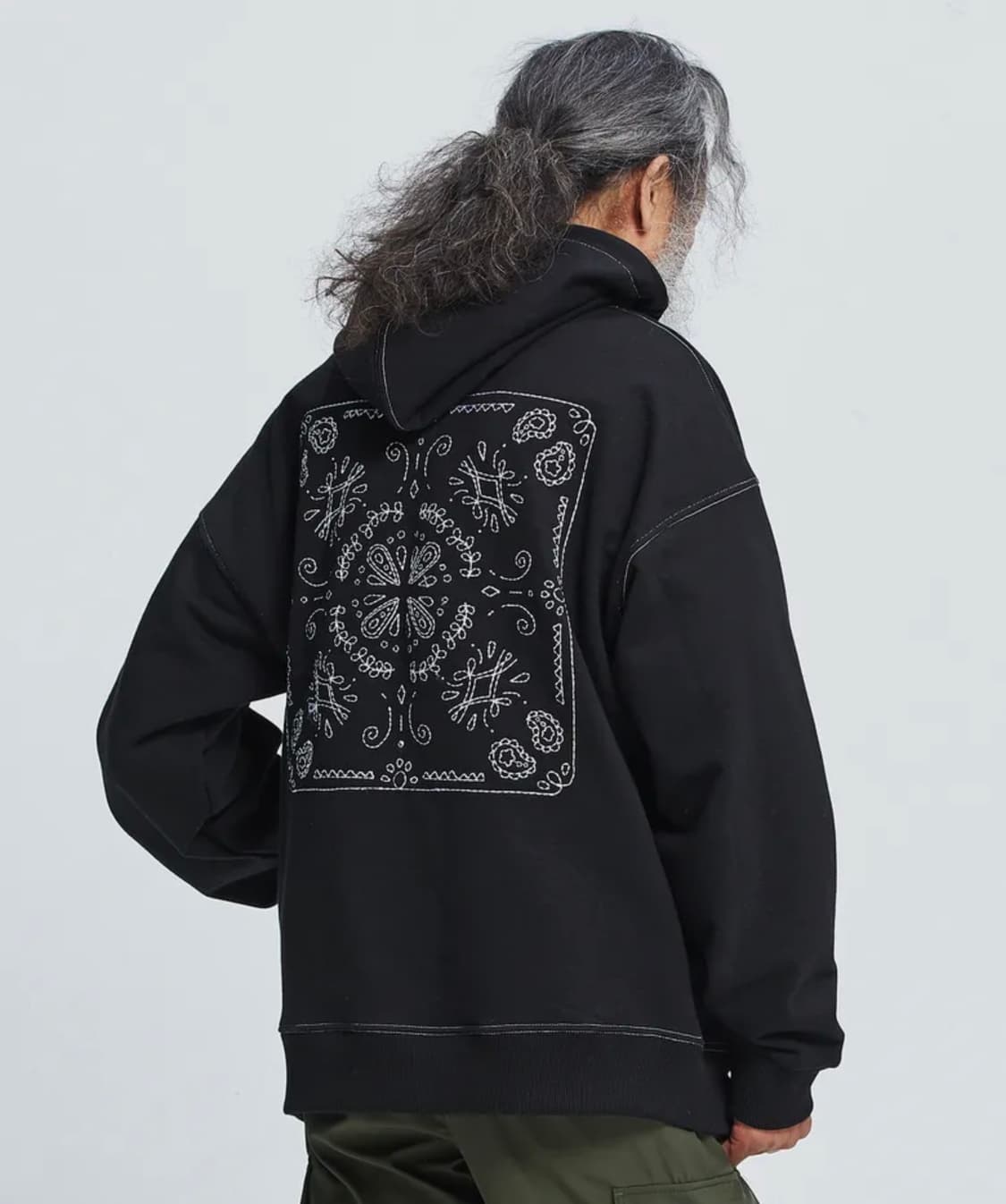 프리즘웍스 니들워크 스티치 후드티 상품이미지1