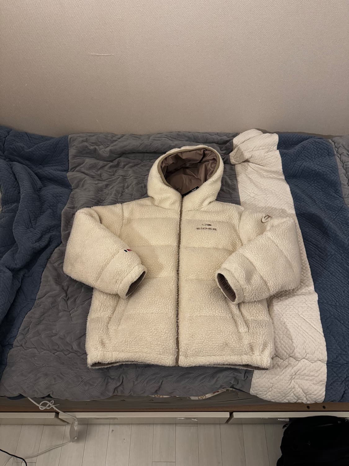 아이더 리버시블 후리스 패딩 덕다운 상품이미지1