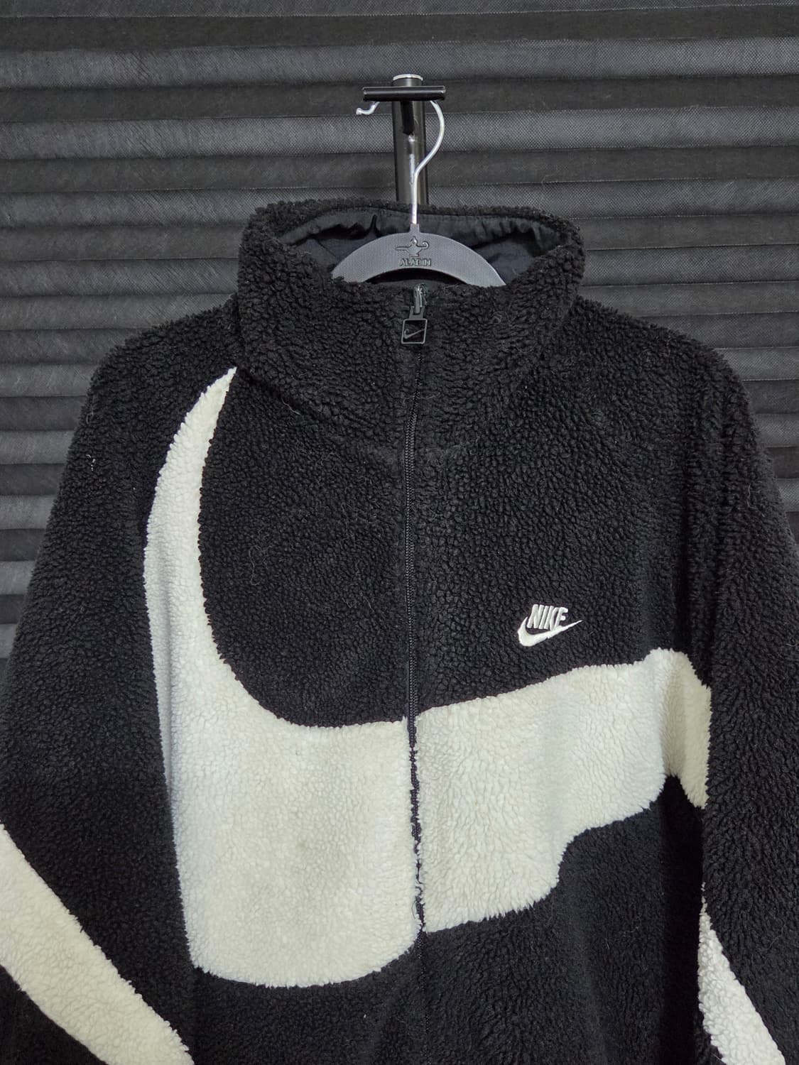 [나이키] 빅 스우시 리버시블 플리스 자켓 판매합니다. 상품이미지2
