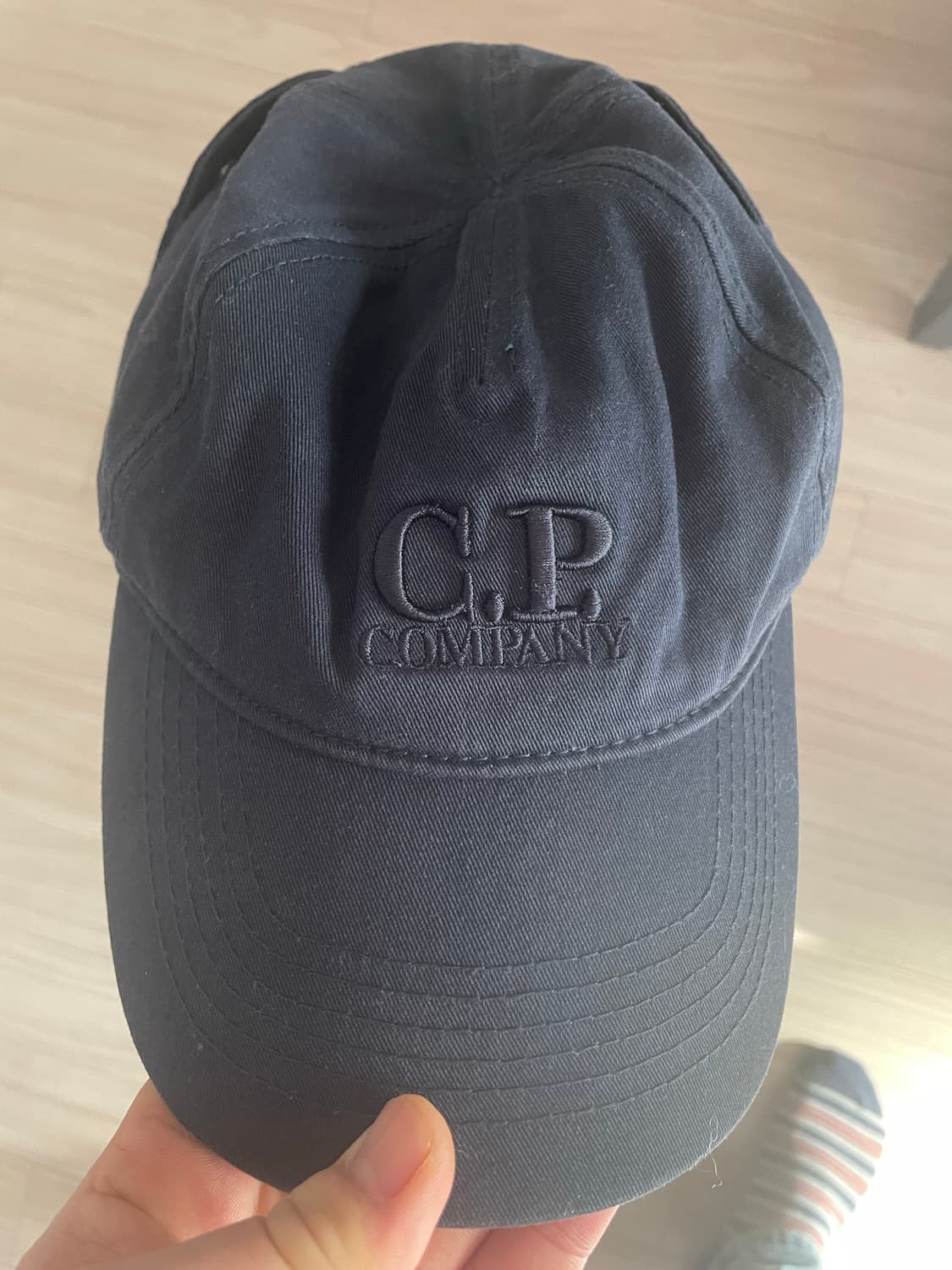 정품 CP컴퍼니 고글캡 모자 네이비 M 상품이미지1