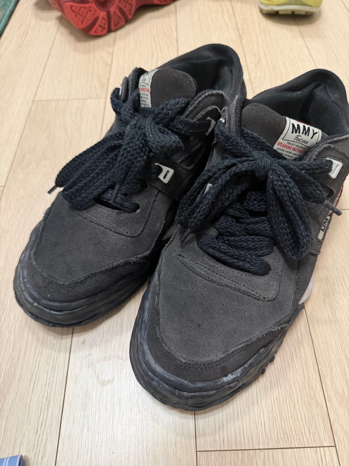 미하라 야스히로 블랙 스니커즈 43 상품이미지1