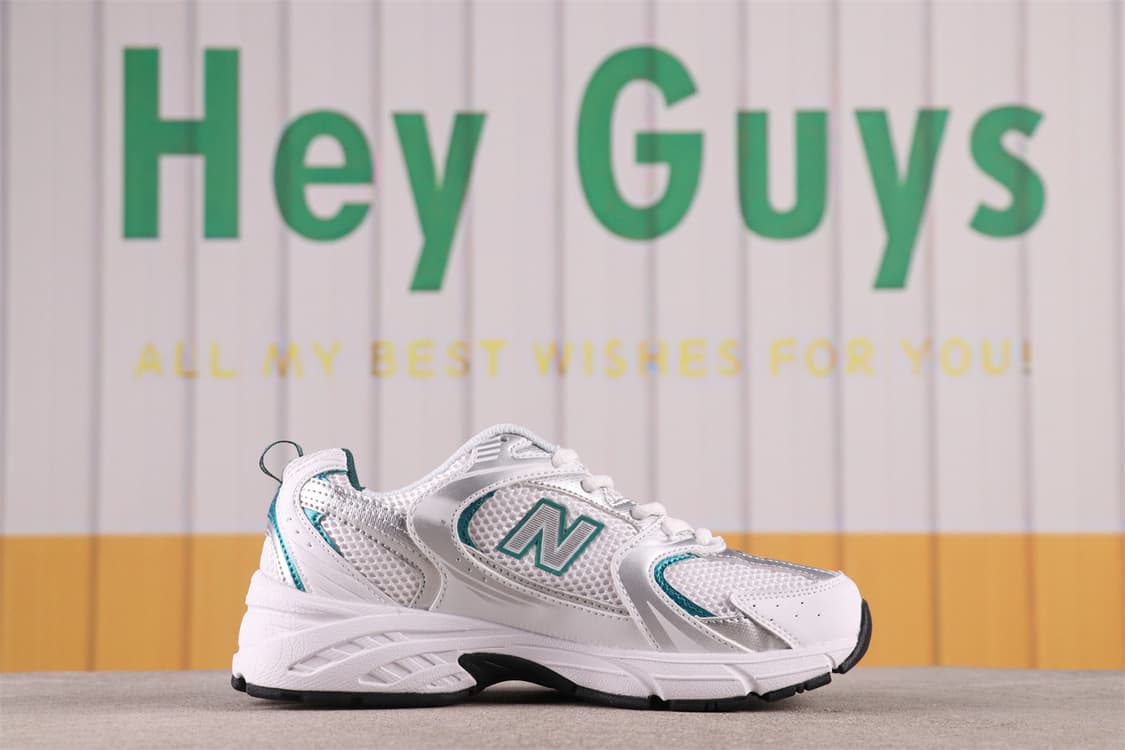 뉴발란스 530 Nb 운동화 커플룩 상품이미지2