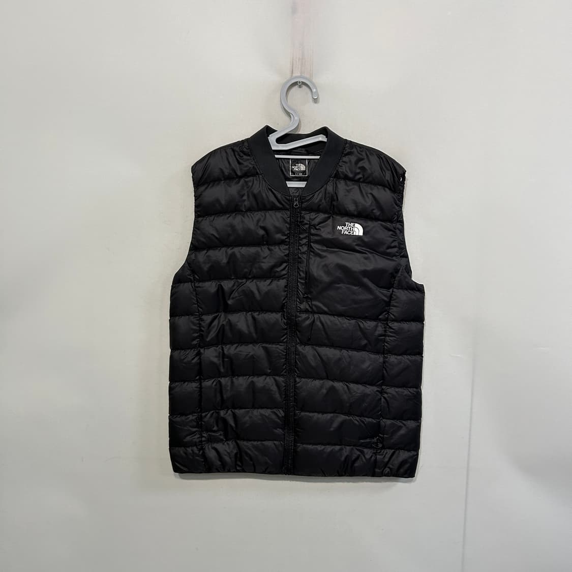 노스페이스 남성 거위털 패딩조끼 100 블랙 상태 최상 상품이미지1