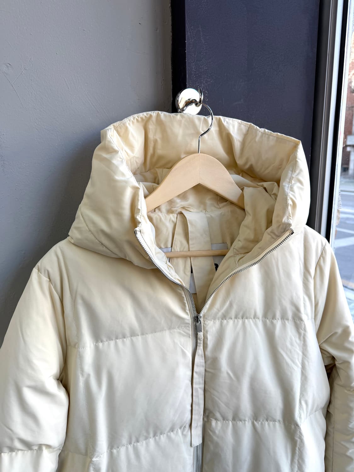 34/ 질샌더 2020 퀄팅 다운 후디드 스탭 롱패딩 상품이미지4