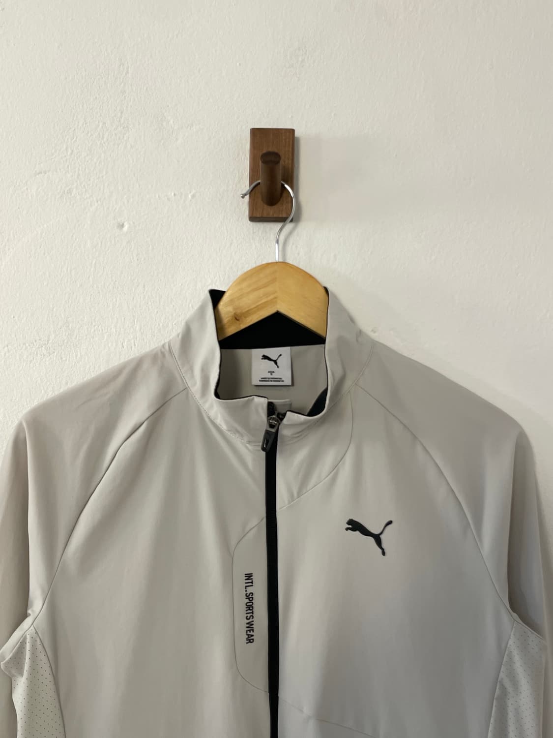 푸마 나일론 집업 상품이미지2