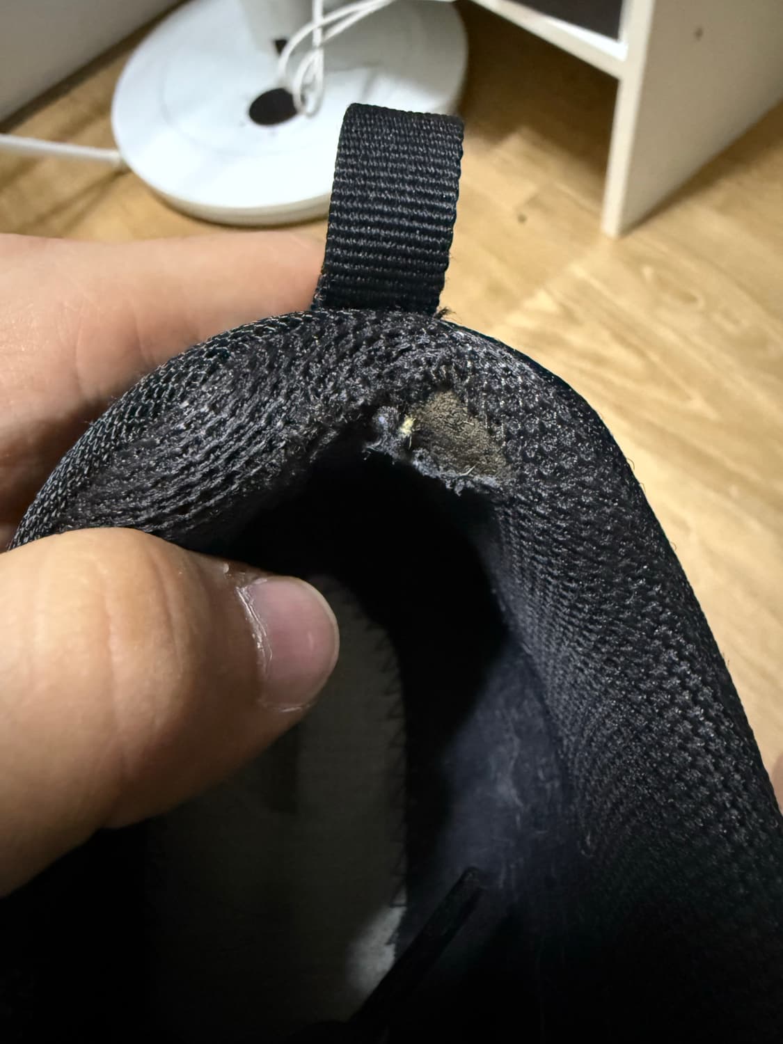 미즈노 X 마가렛호웰 콜라보 스니커즈 상품이미지3