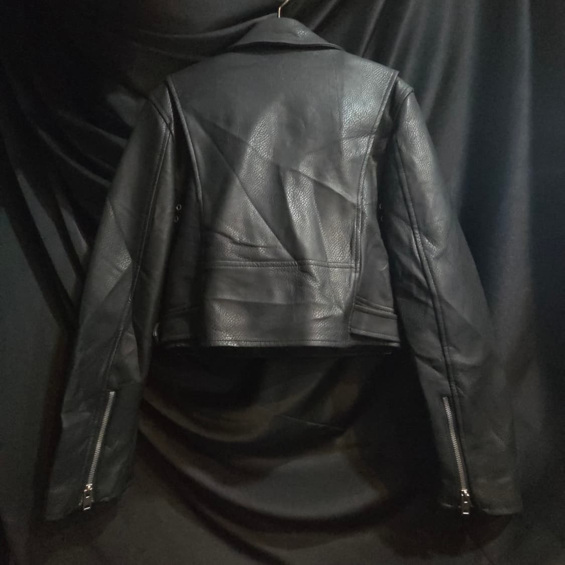 레이디볼륨 레더 라이더 자켓 블랙 상품이미지3