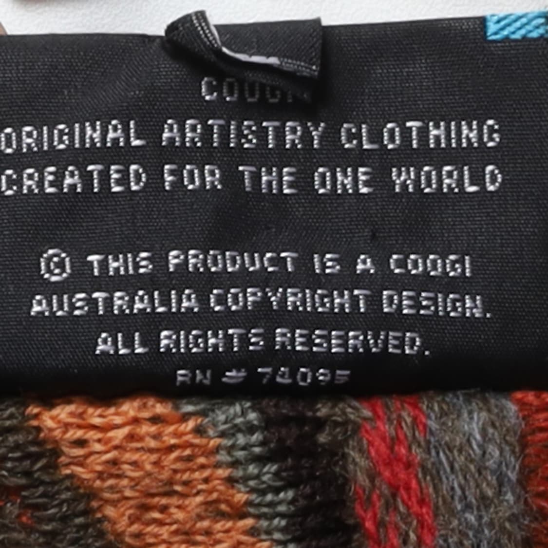 쿠지 Coogi Cable Knit Button Vest 

 상품이미지8