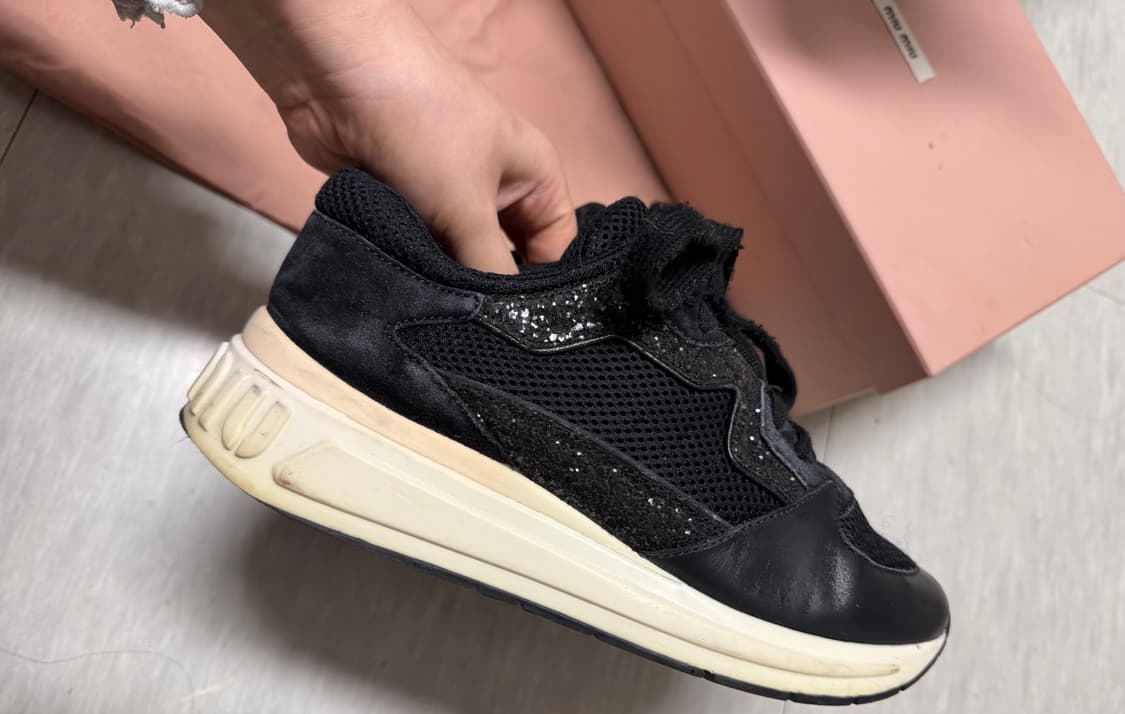 [정품] 미우미우 글리터 스니커즈 245 상품이미지8