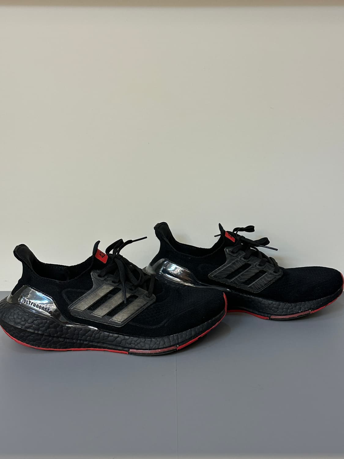 아디다스X424X아스널FC 울트라부스트21 운동화 상품이미지3