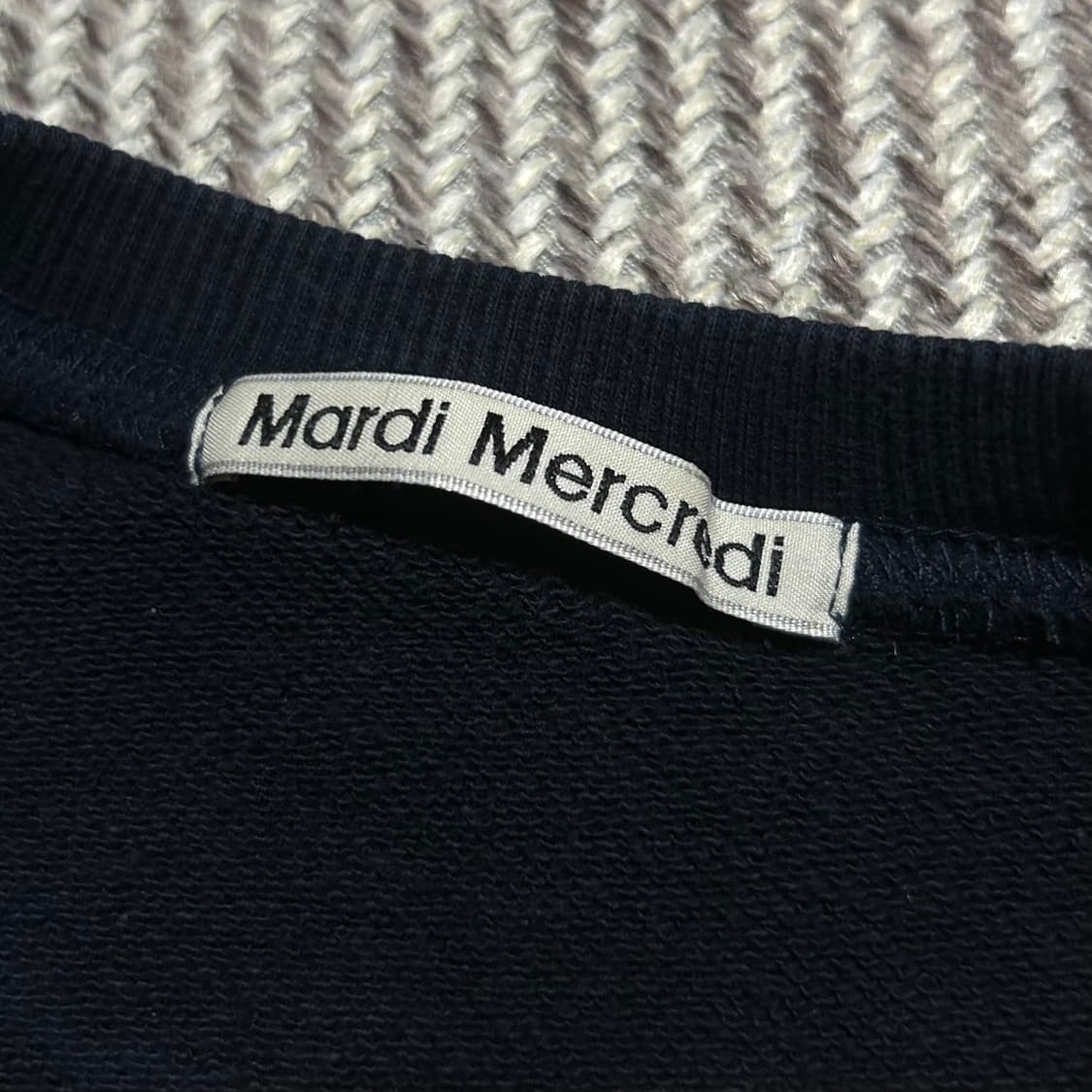 [M] Mardi Mercredi 마르디 메크르디 네이비 맨투맨 상품이미지4
