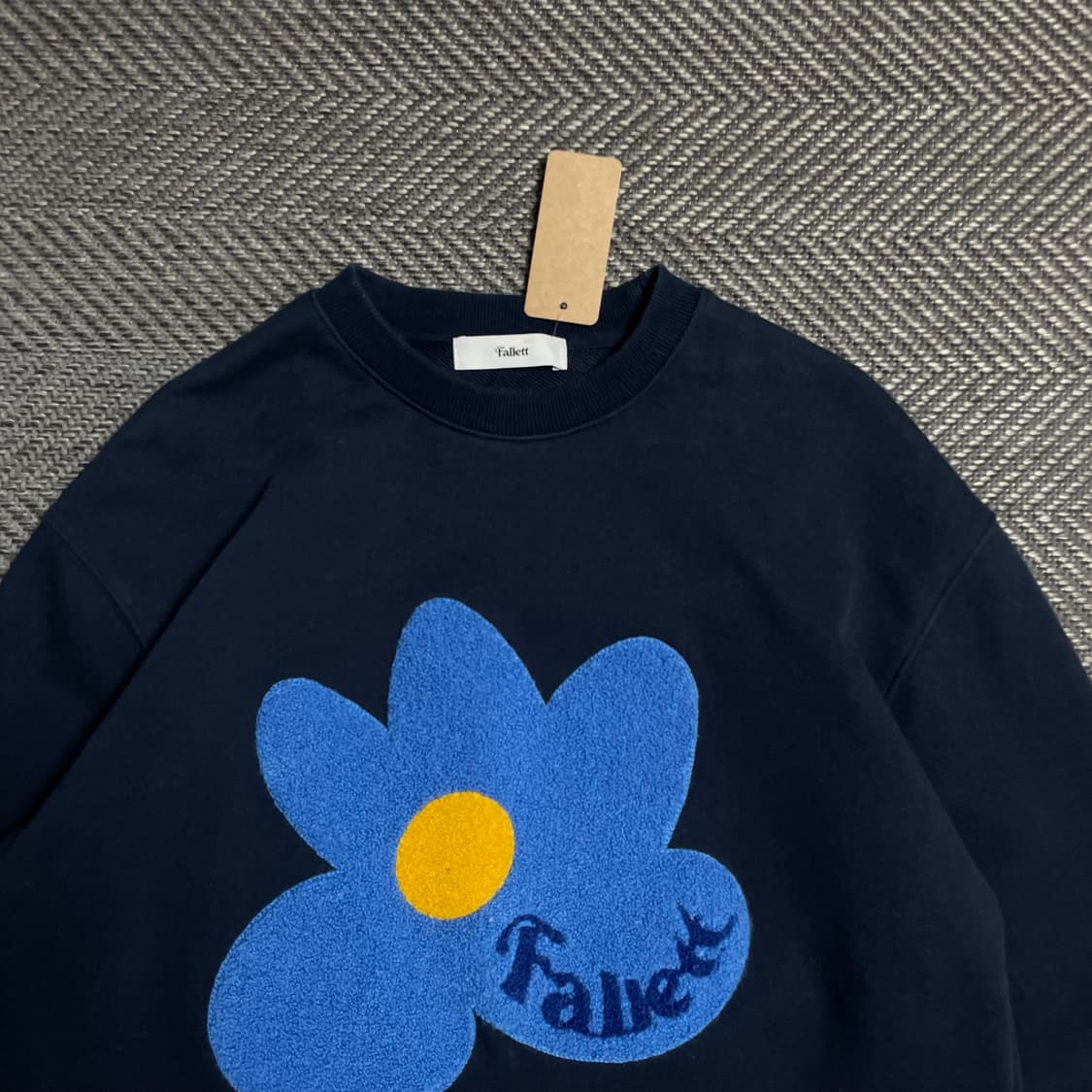 팔렛 플라워 빅로고 박시핏 부클 맨투맨 네이비o 5215 상품이미지4