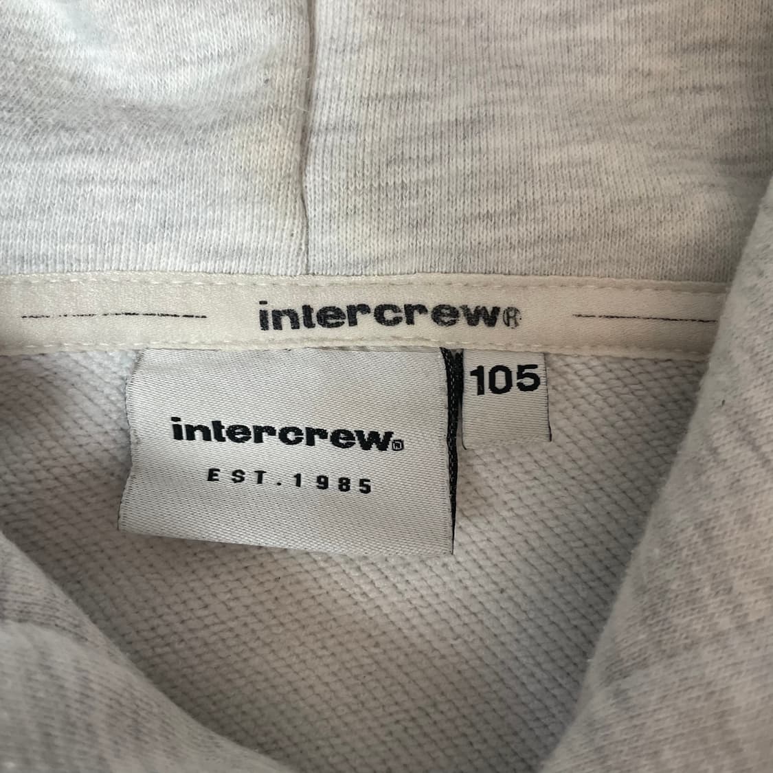 인터크루 사이드 레터링 그레이 후드 105 상품이미지4