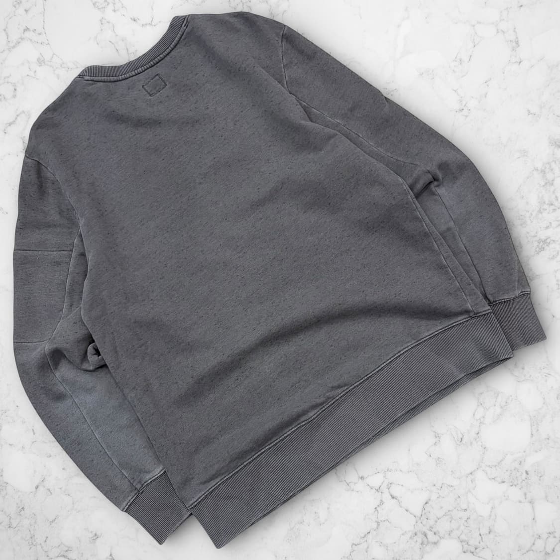 [105] 17s C.P 씨피컴퍼니 다잉 그레이 스웻 맨투맨 C520 상품이미지2