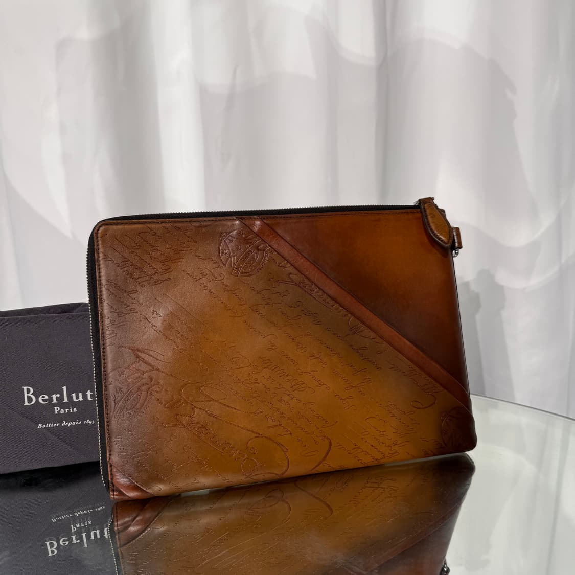 벨루티 스크리토 레더 클러치백 GM  상품이미지4