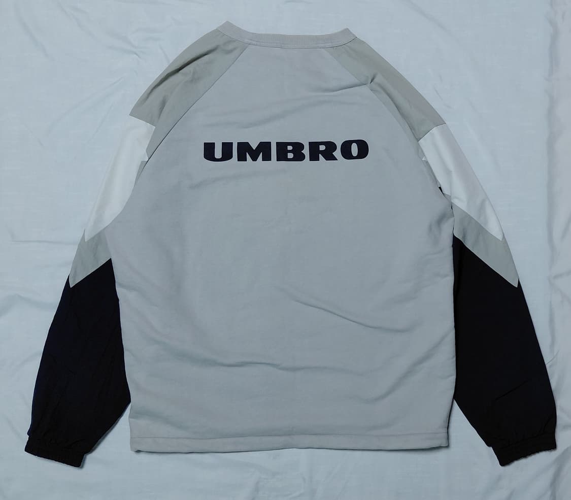 [무료배송] 엄브로(UMBRO) 하이브리드 맨투맨 100(L) 상품이미지5