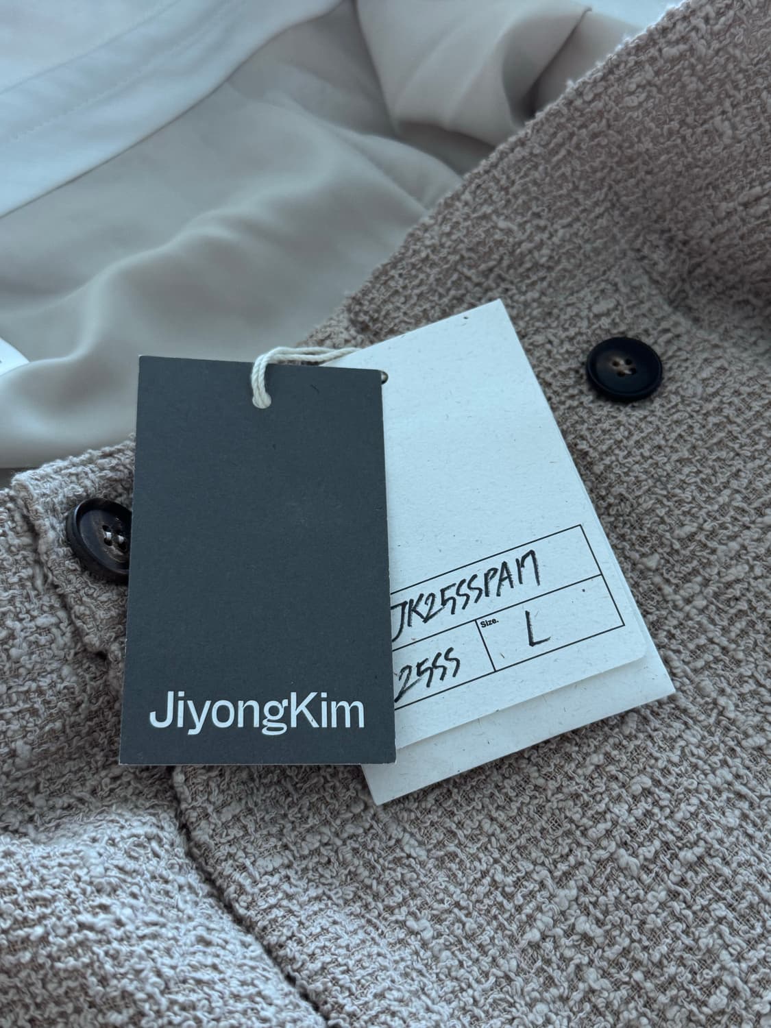 지용킴 - 25ss 레이어드 패널 스트랩 트라우저 상품이미지5