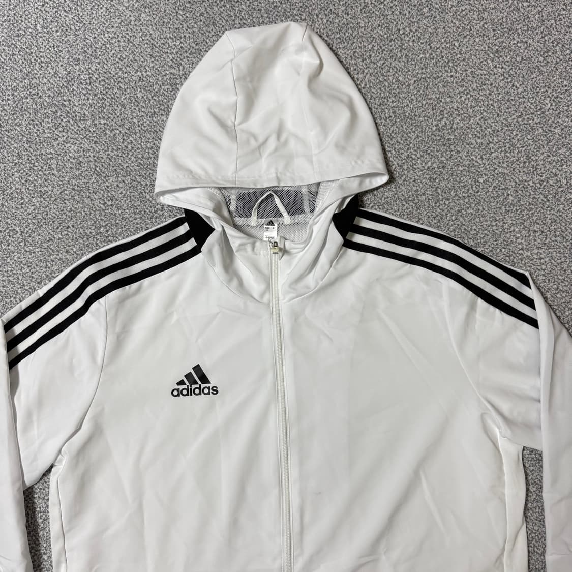 아디다스 에어로레디 바람막이 XL 상품이미지4