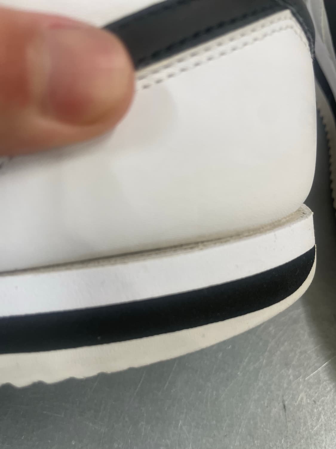 나이키 코르테즈 화이트 블랙 275 상품이미지10