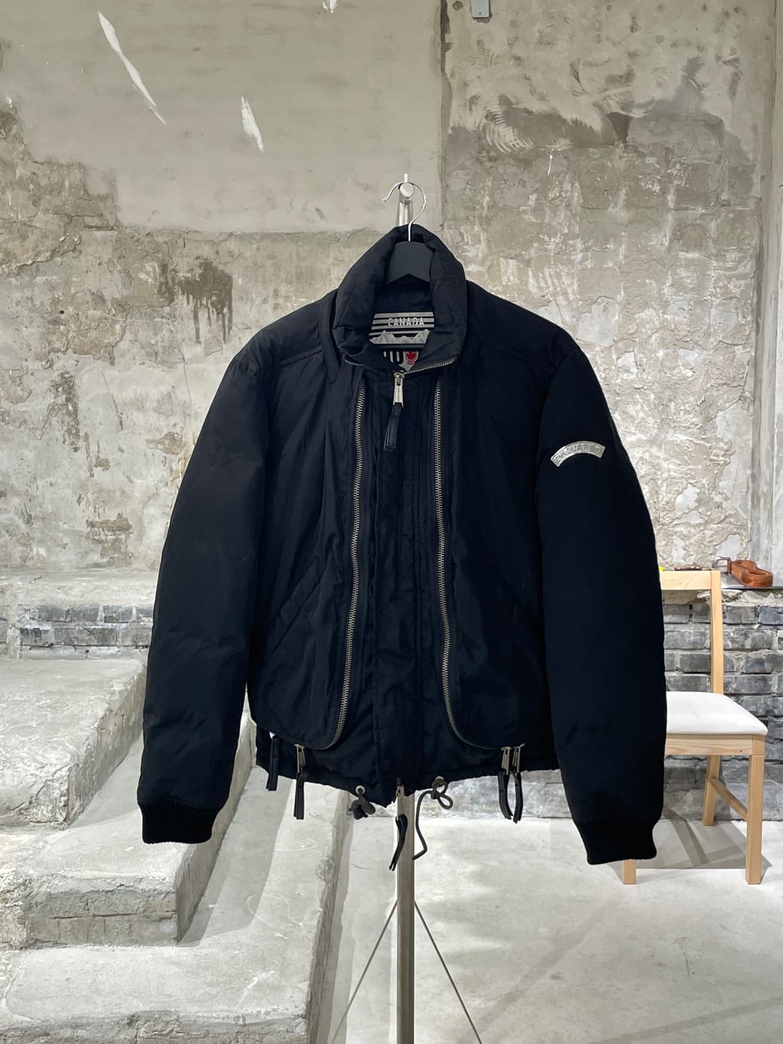 디스퀘어드2 블랙 지퍼 레이어 투 웨이 푸퍼 자켓 상품이미지1