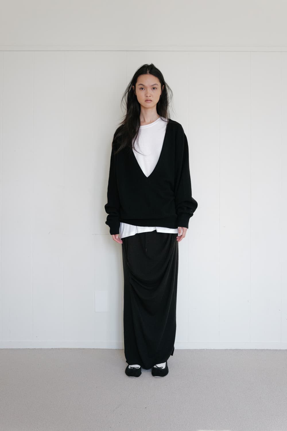 (당일발송) 리포스 딥 브이넥 풀 오버 니트 판매합니다. 상품이미지1