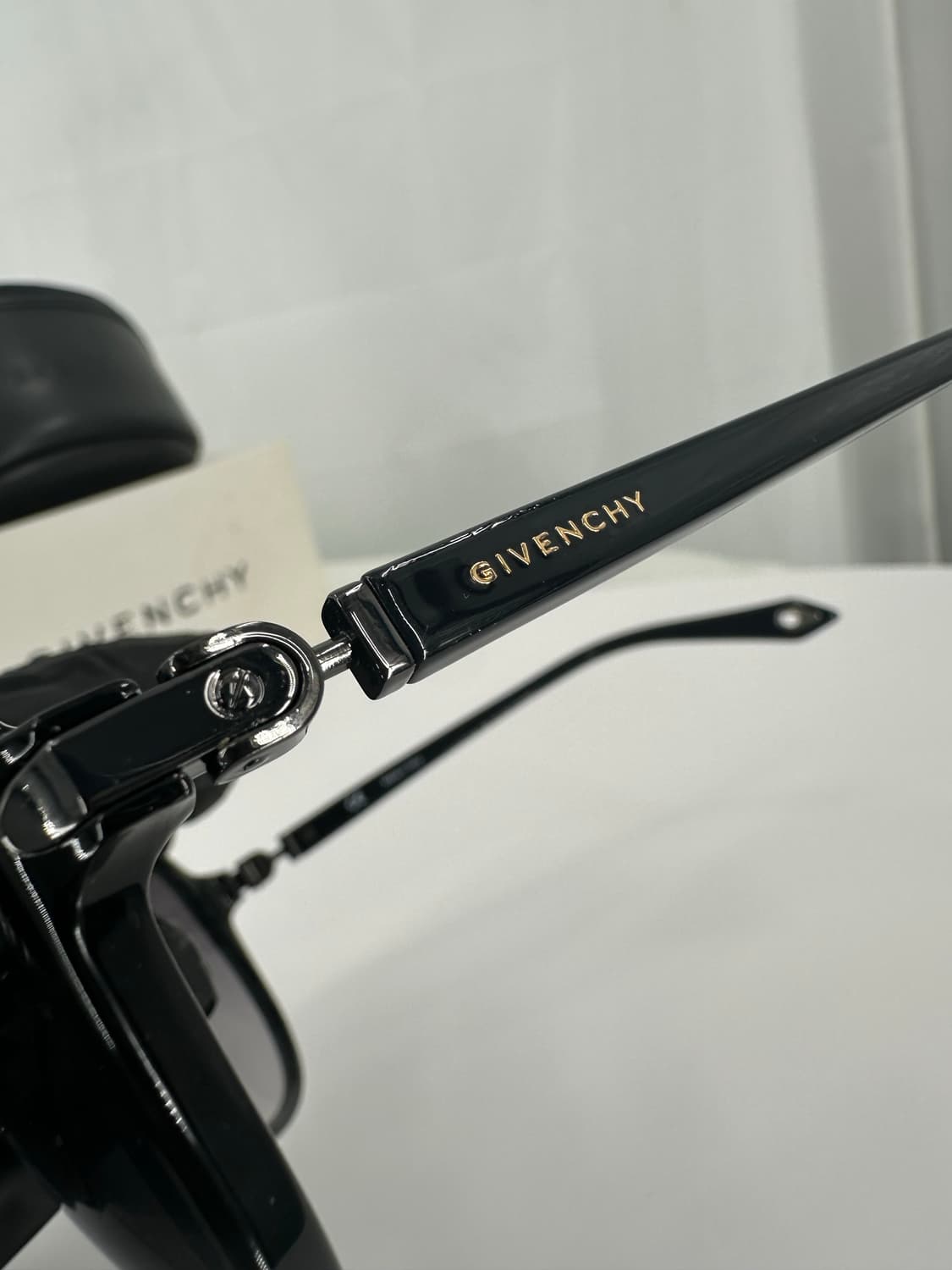 [새상품 무료배송] 정품 지방시 Made in Italy 선글라스 상품이미지4