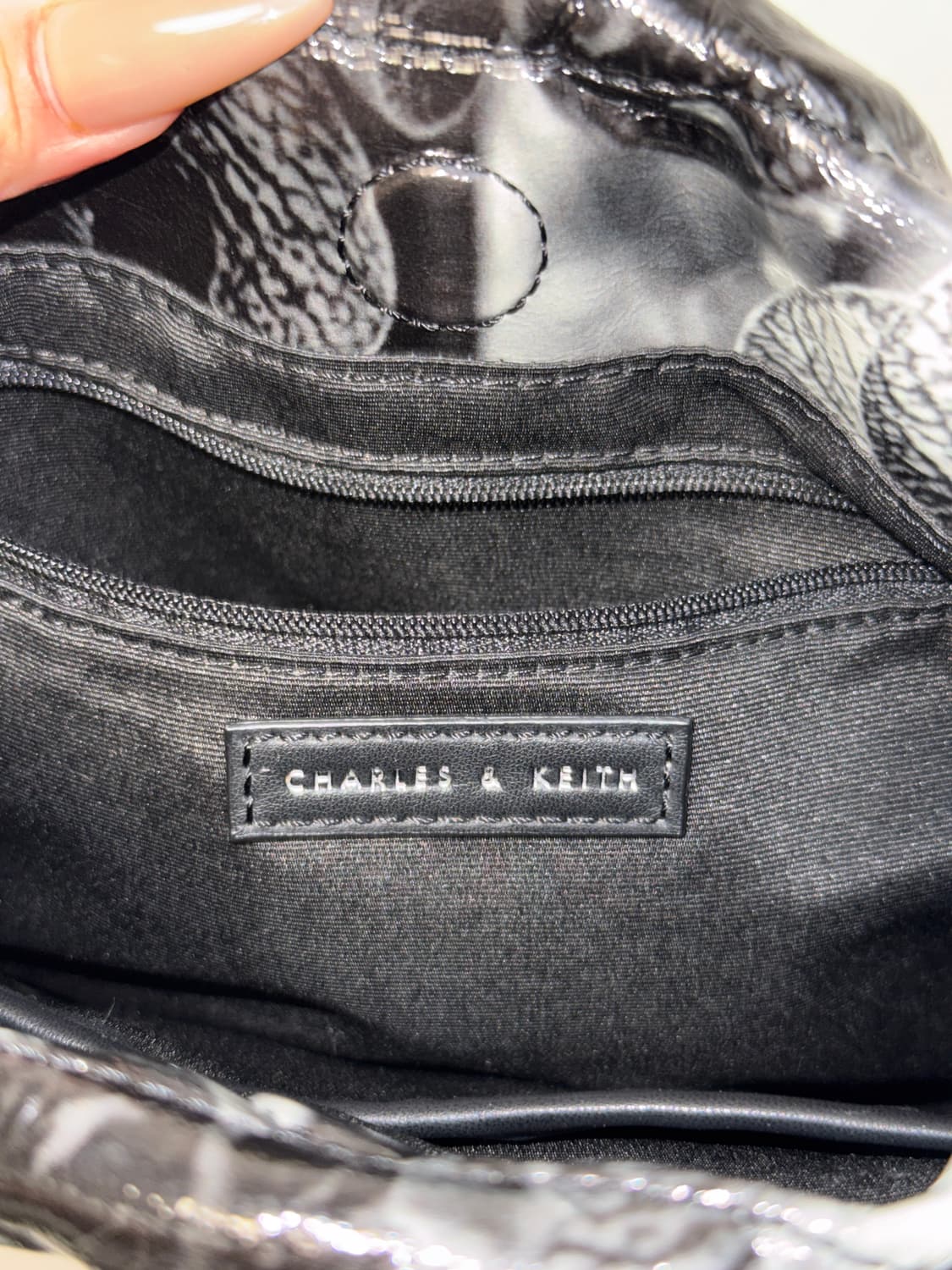 Charles&Keith oriental mono graphic bag 상품이미지7