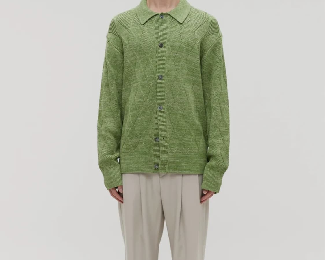 (새상품) 르마드 인타르시아 단추 카라 니트 그린 2사이즈 상품이미지3