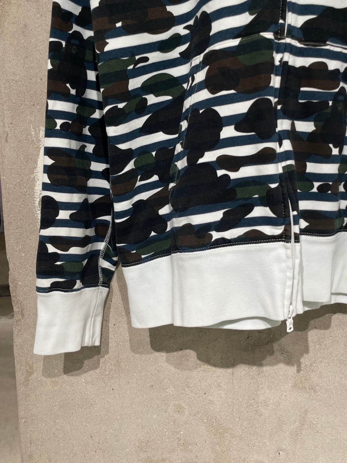 베이프 카모 플라쥬 스트라이프 스웻 풀집업 상품이미지5