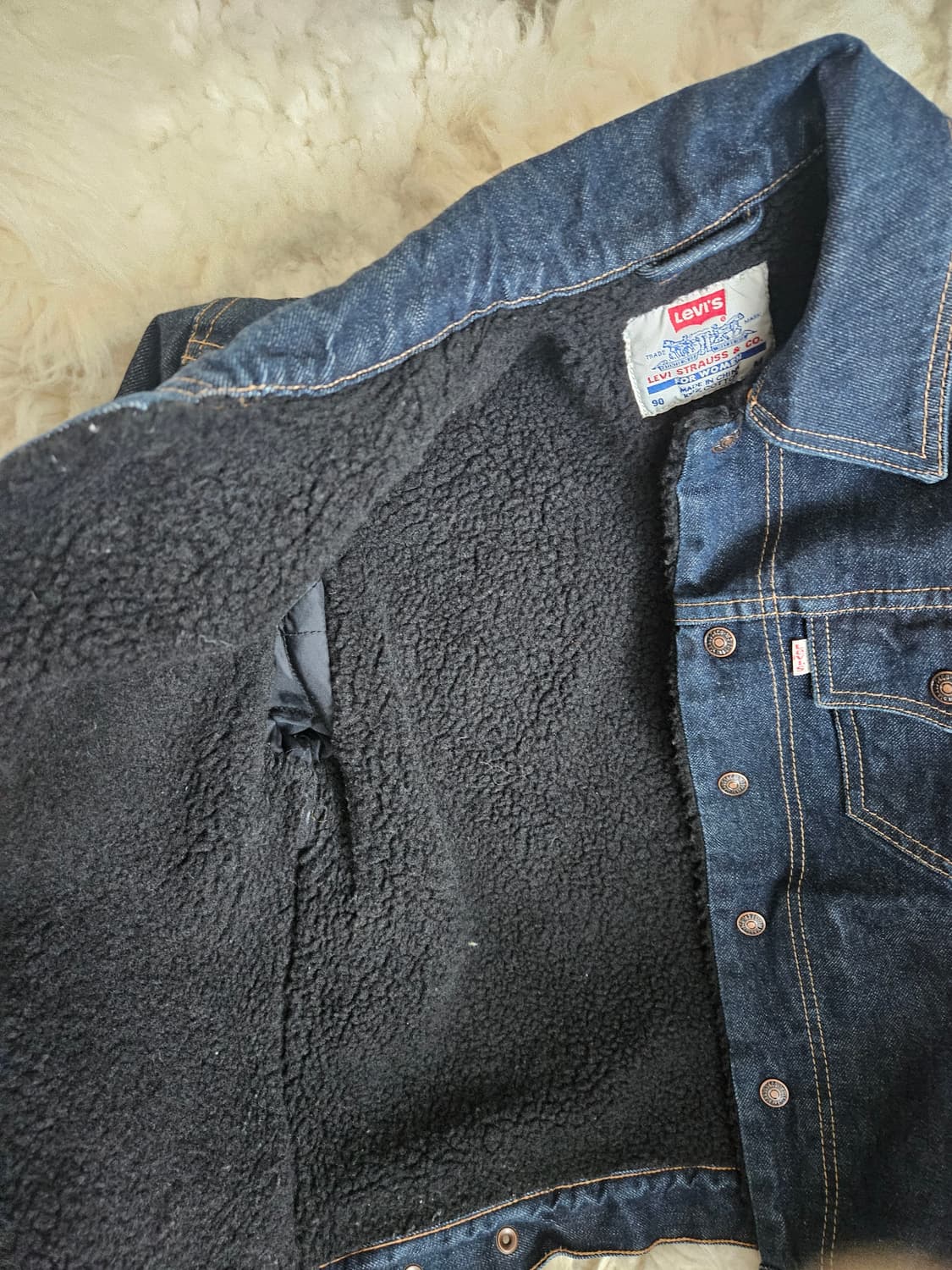 리바이스 여성용 털안감 데님 자켓 상품이미지3