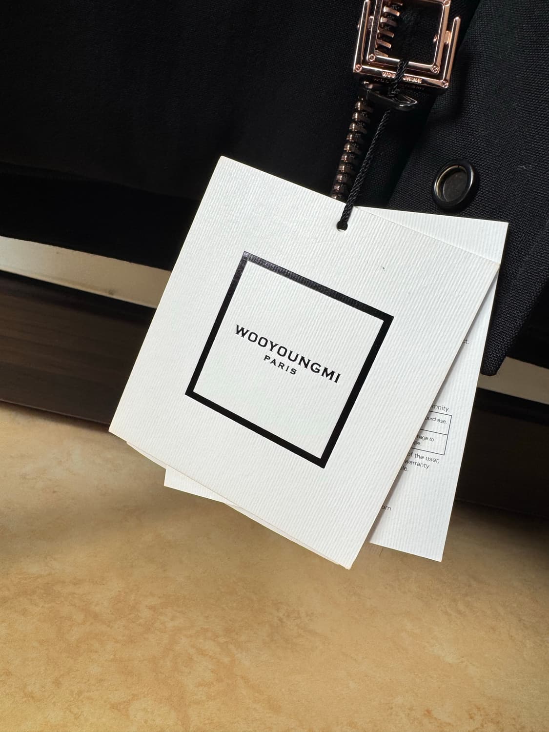 우영미 22fw 코듀라 숏패딩 블랙 48 매장판 말도안되는가격  상품이미지4