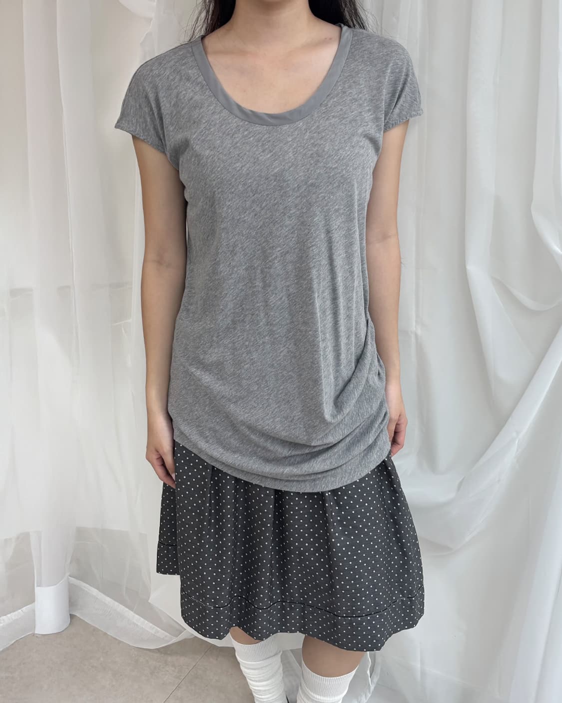 ICB one tuck unbalance long top 상품이미지1