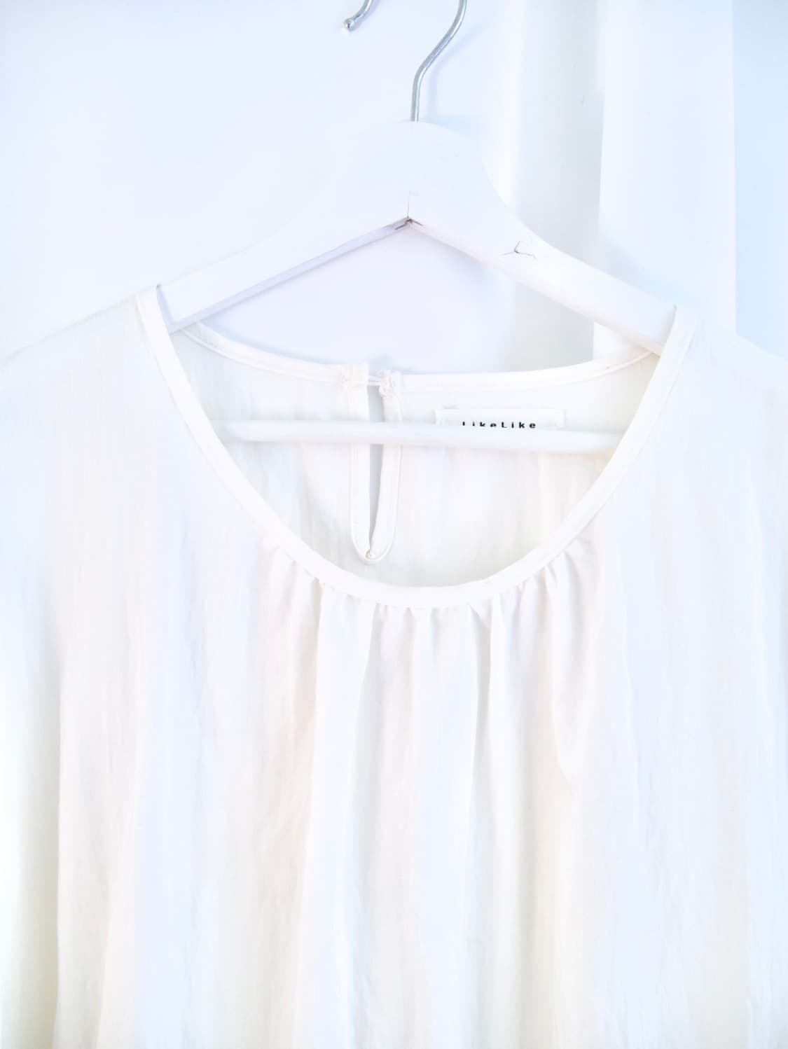 white minimal blouse 상품이미지3