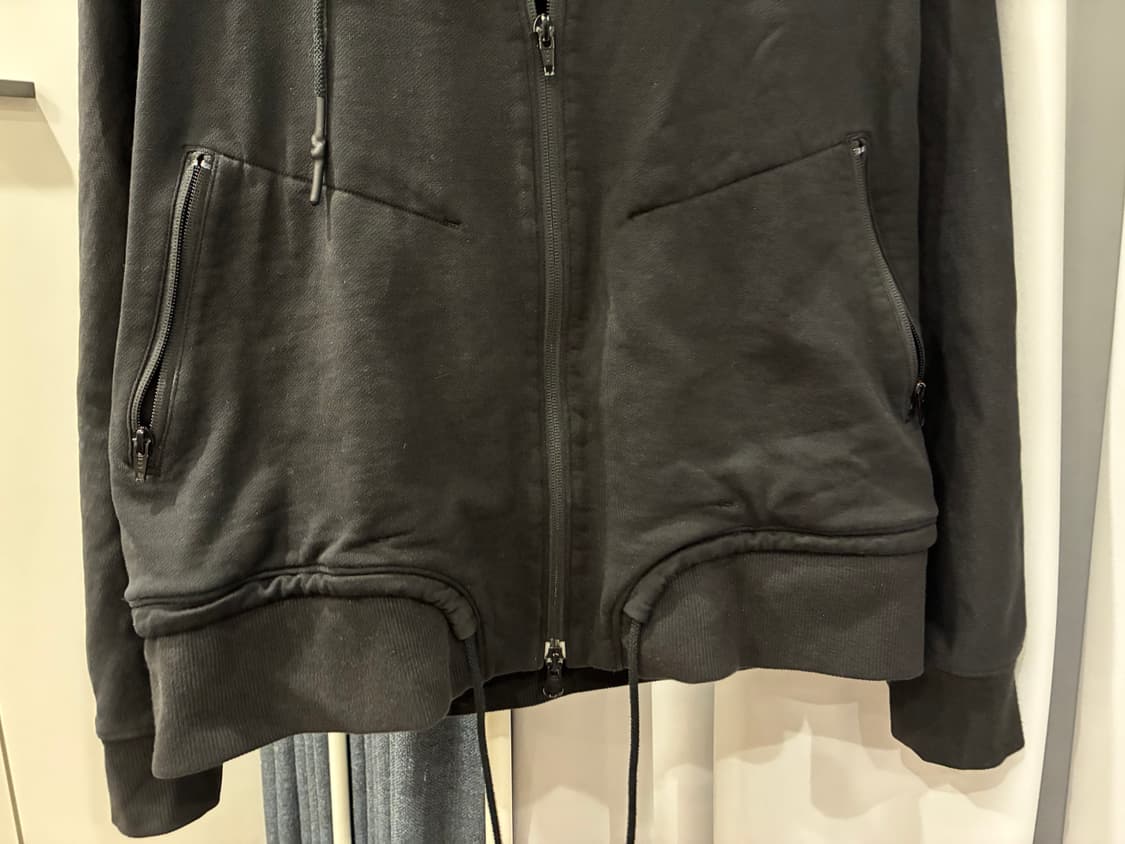 Y-3 디컨스트럭티드 후드티 상품이미지5