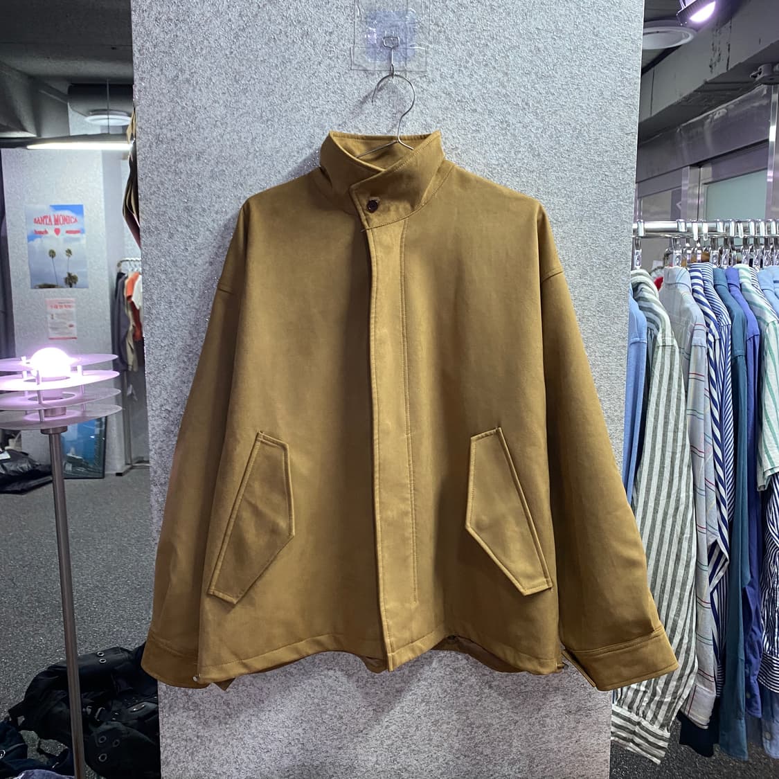 파르티멘토 브라운 스웨이드 지퍼 하이넥 오바핏필드자켓 B4476 상품이미지2