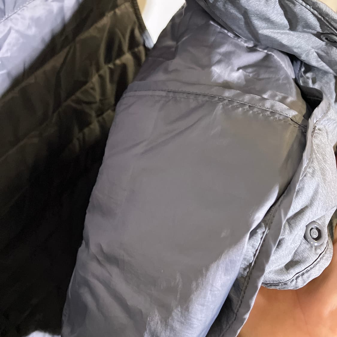 L)유니클로 울트라라이트다운 경량패딩 조끼 상품이미지4